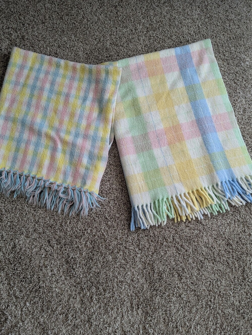 Vintage BABY BLANKET Pastel Checkered Woolen Mills (1)